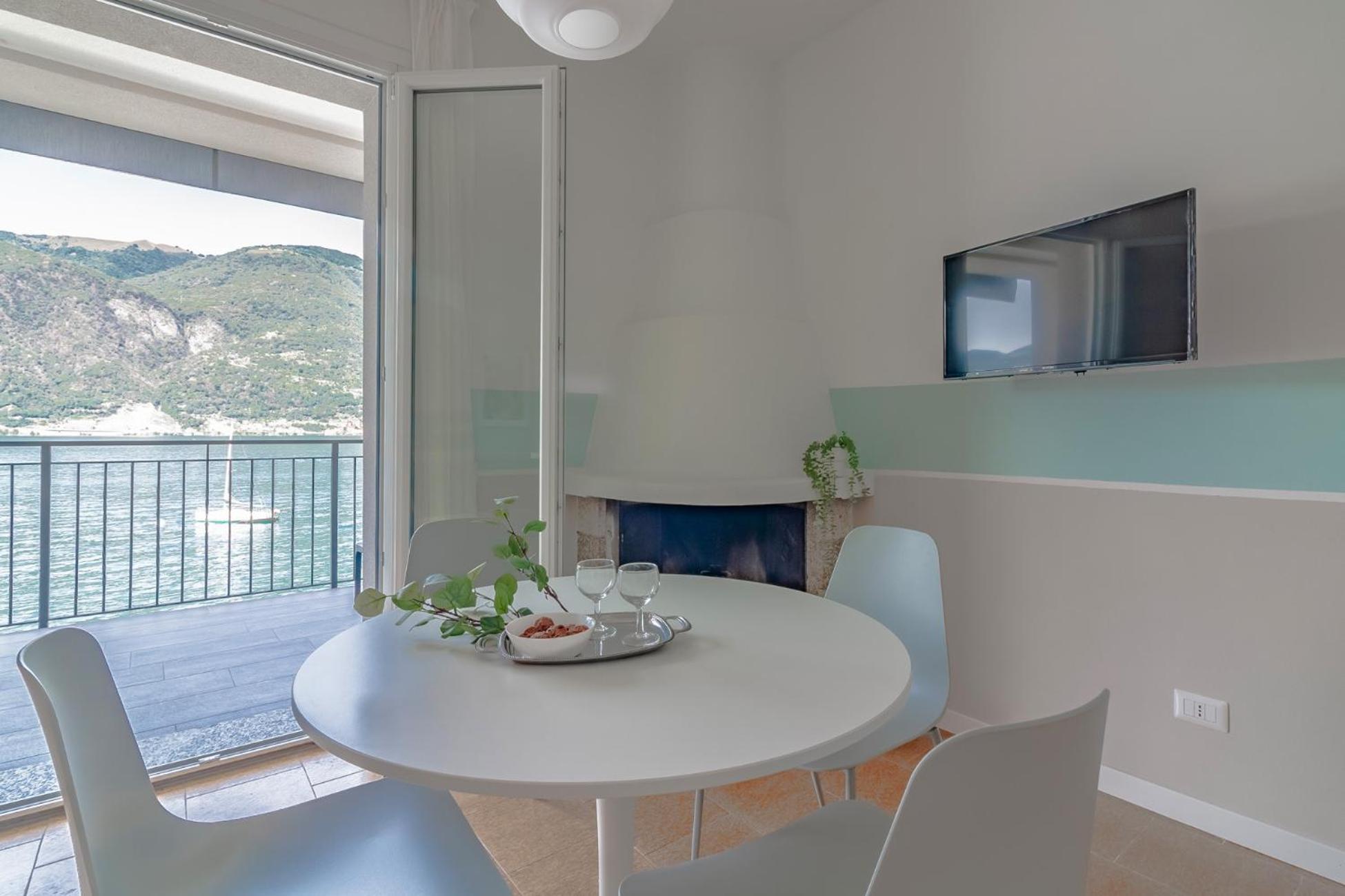 לצנו Ninfea Apartments By Wonderful Italy מראה חיצוני תמונה